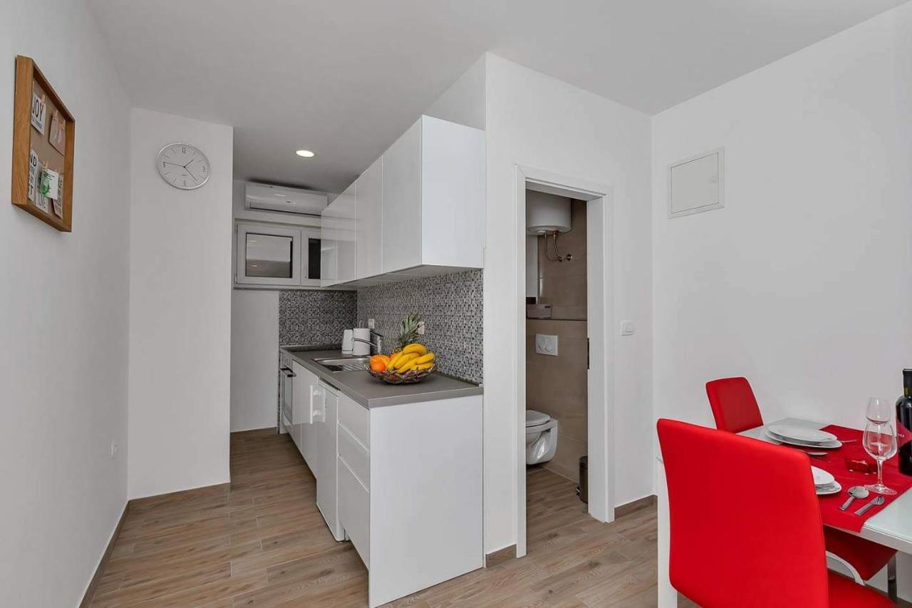 Apartman-Studio Meri ماكارسكا المظهر الخارجي الصورة